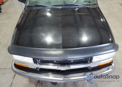 2001 Chevrolet S Truck S10 из США, поврежденный, VIN 1GCDT13W11K256412